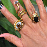 Anillo Laminado de Amuleto con Ojo de Cristal (Café)