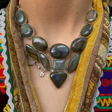 Collar y Gargantilla Mágica con Piedras 