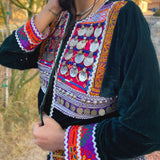 Chamarra Gitana Kuchi de Asia