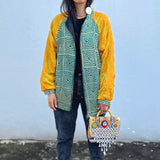 Chamarra Mágica con Bordados (Con Detalle)