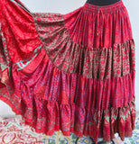 Falda de Seda Con 25 Yardas - Con desgaste en la tela*