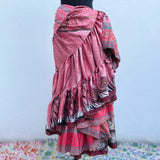 Falda de Seda Con 25 Yardas - Con desgaste en la tela*