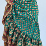 Falda de Seda Con 25 Yardas - Con detalle*