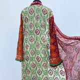 Kimono Mágico Bordado Artesanalmente (Con Defecto)