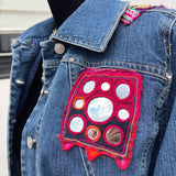 Chamarra Vintage Intervenida con Arte Textil Hecho por Gitanos